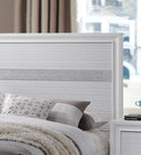 Traditional Matrix Queen Size Storage Bed in White made with Wood - Supfirm